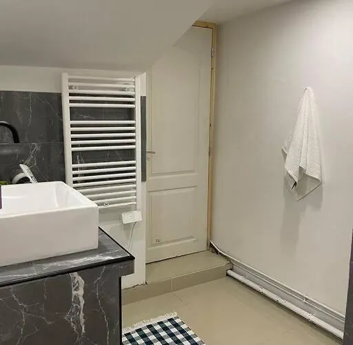 Apartamento Les Loges De La Commanderie ! Coulommiers